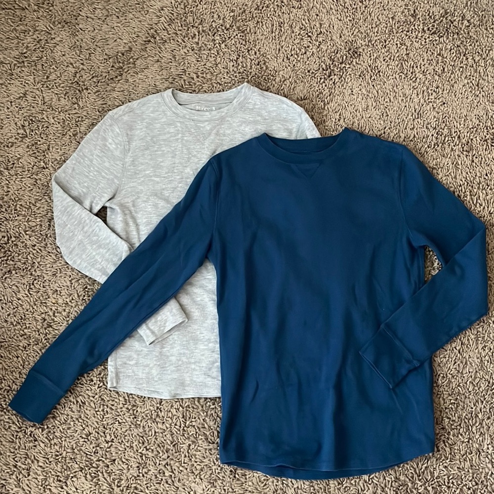 Two Small Men’s Hanes waffle long sleeve shirts